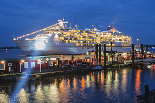 Wir sind sehr stolz, dass die EUROPA 2, für die Ausrichtung der „20 Jahre GALA“ Jubiläumsparty ausgewählt wurde