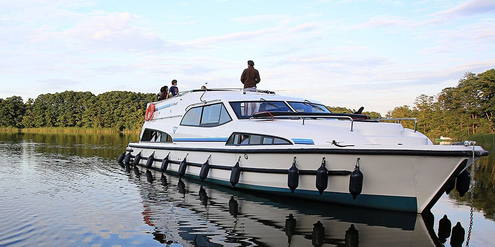 Le Boat 400 neue Hausboote