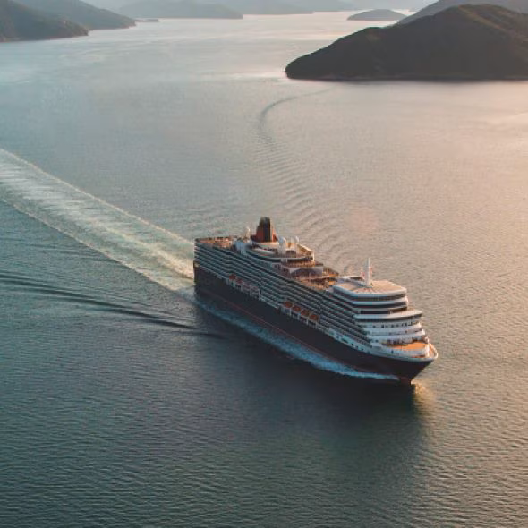 Um individuelle Karibikträume verwirklichen zu können, bietet Cunard Line ab sofort mehr als 20 neue exklusive Erlebnisse an Land an.