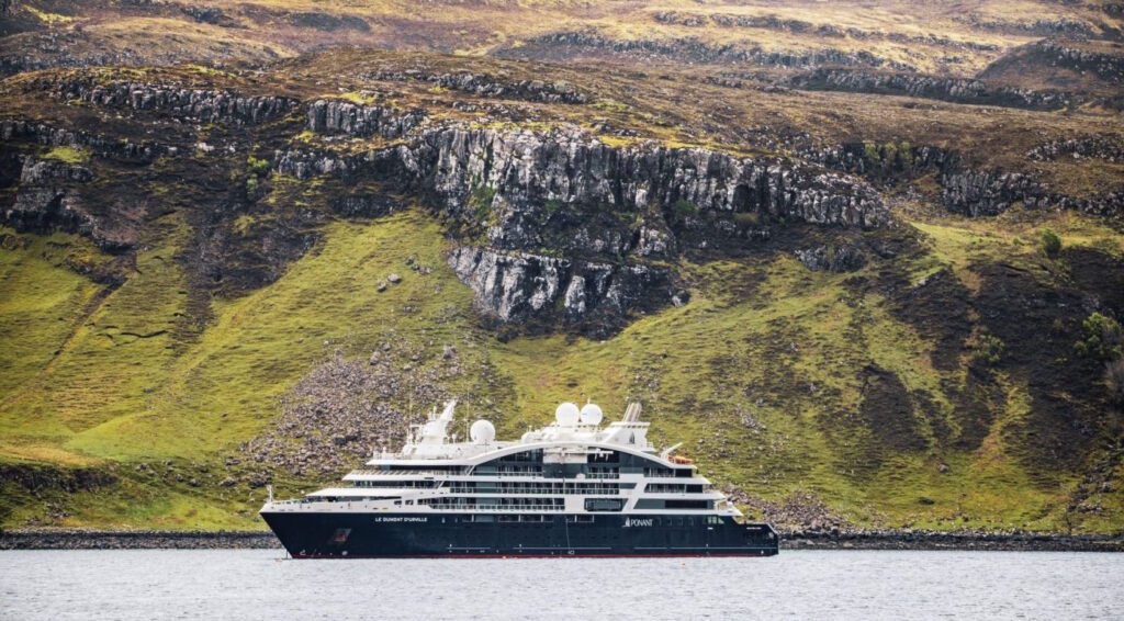 Ponant lanciert den Sommer 2027 mit neuen Zielen. Drei komplett neue Routen in Irland, Norwegen und Spanien stehen auf dem Fahrplan.