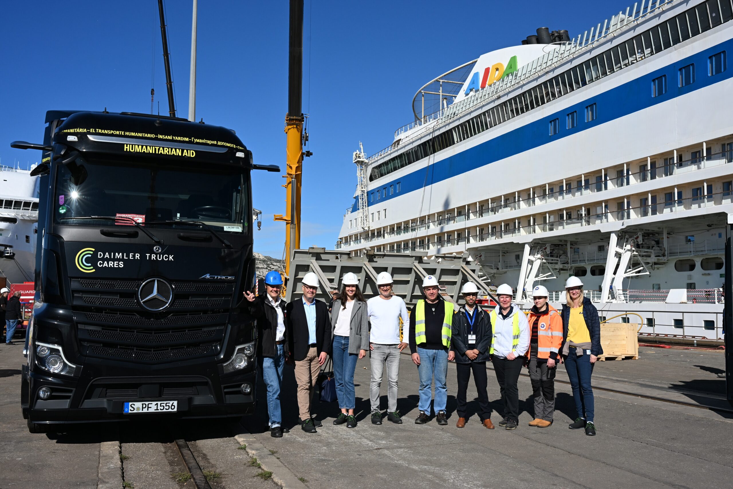 AIDA Cruises unterstützt soziale Projekte: 4.700 Möbelstücke erreichen in diesen Tagen soziale Einrichtungen. Die Möbelspende stammt von....