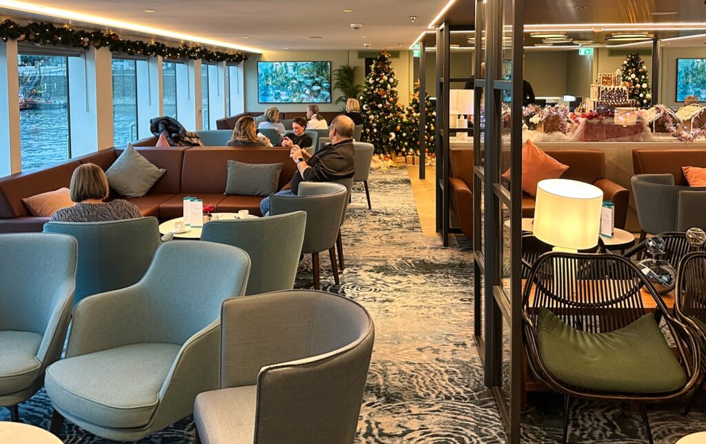 Amina Phoenix Reisen Advent