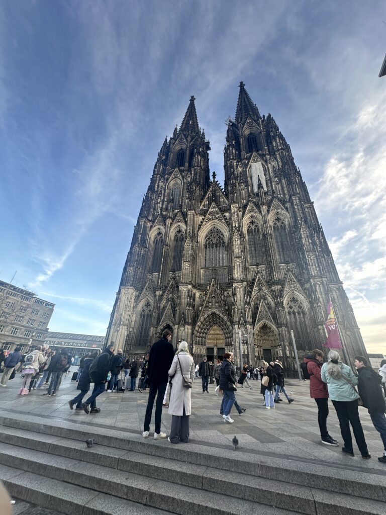 Amina Advent Phoenix reisen