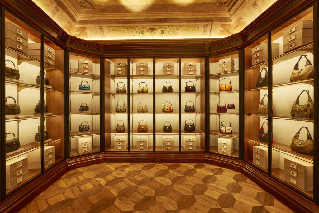 PONANT hat eine außergewöhnliche Kreuzfahrt mit italienischen Luxusmarken kreiert, die ganz im Zeichen des italienischen Kunsthandwerks