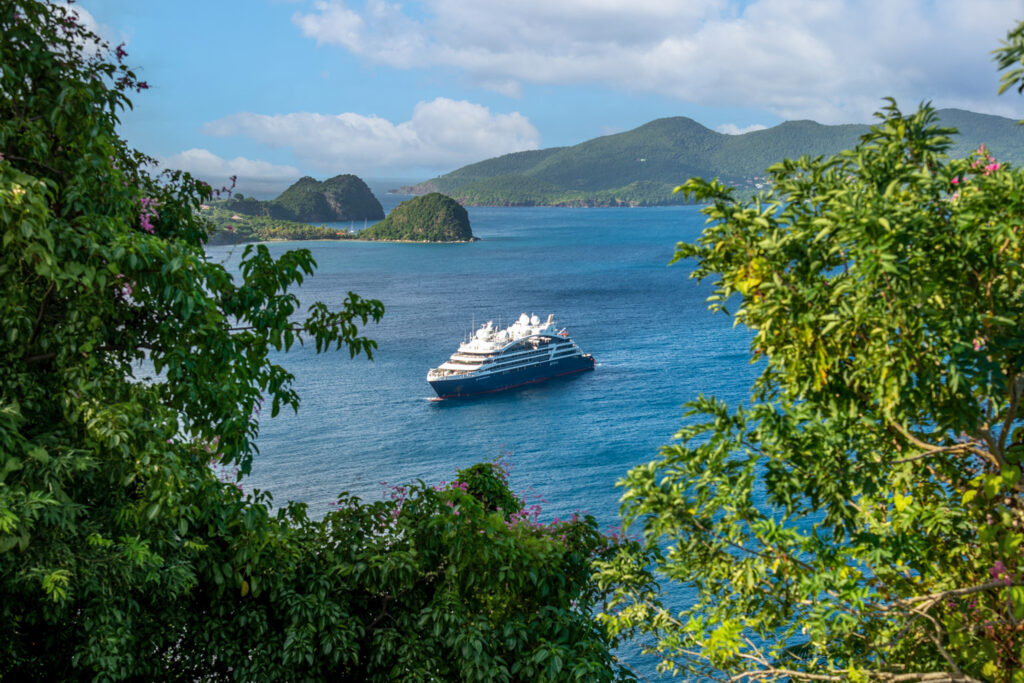 Die Karibik und Mittelamerika bieten einige der faszinierendsten Reiseziele der Welt, besonders wenn man sie von einem ganz besonderen Blickwinkel aus entdeckt: an Bord einer Ponant Yacht.