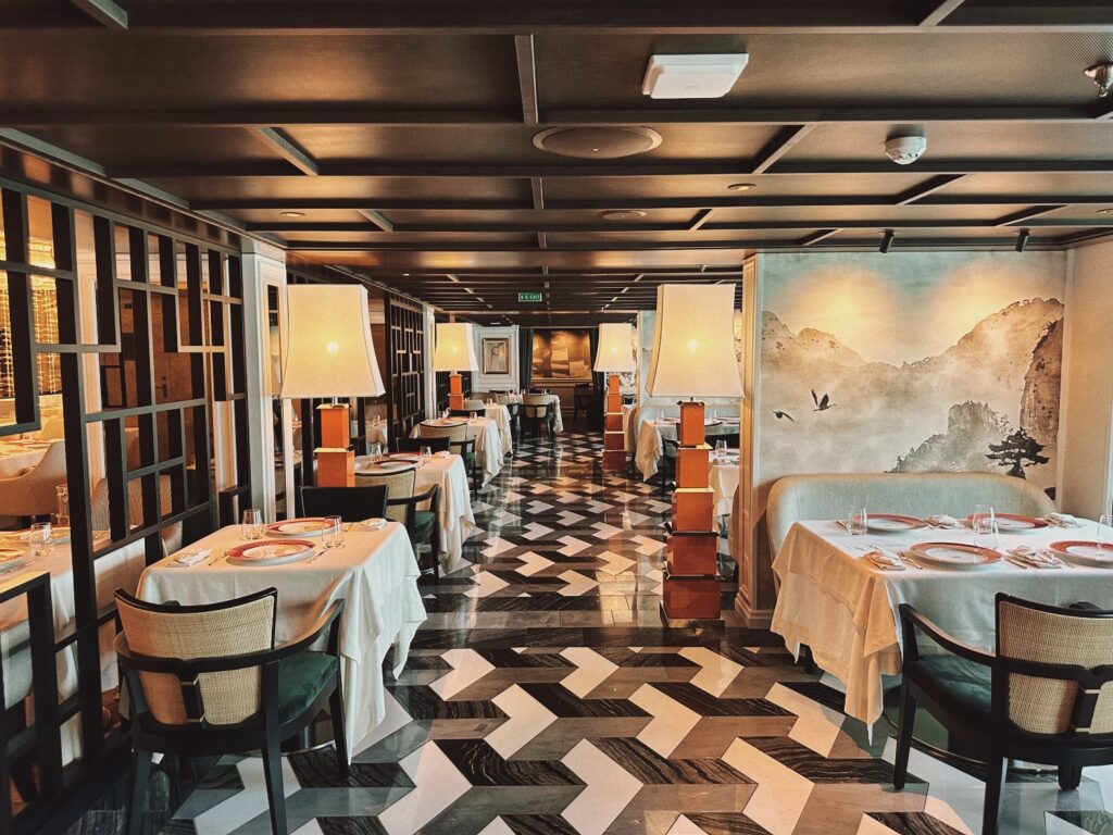 Luxus- und Expeditionskreuzfahrten