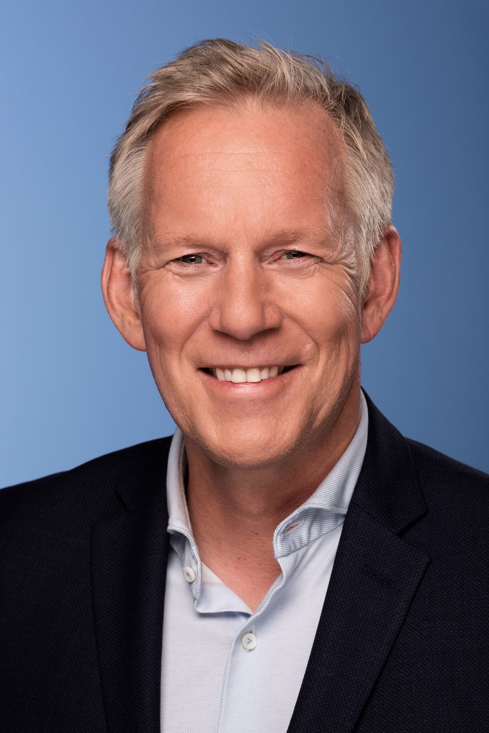 Mit Thomas Gottschalk erwartet Johannes B. Kerner eine der prägendsten Figuren der deutschen Unterhaltungslandschaft bei WELCOME2KERNER auf der Europa 2.