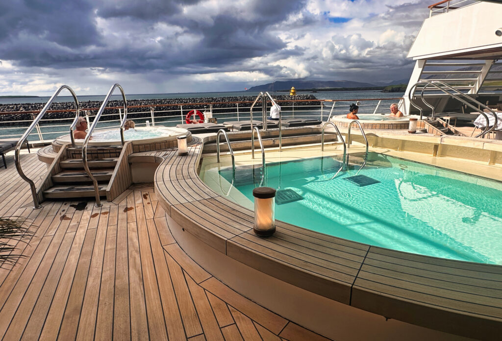 Seabourn Ovation