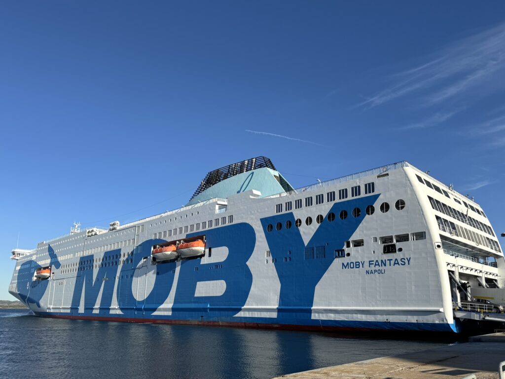 Fähre Moby Lines