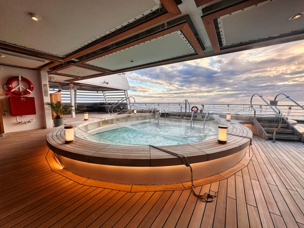 Seabourn Ovation