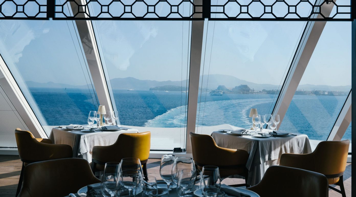 Oceania Cruises bietet die erste vollständig glutenfreie Kreuzfahrt an: Die Oceania Vista lädt im Jahr 2028 auf eine Reise ein